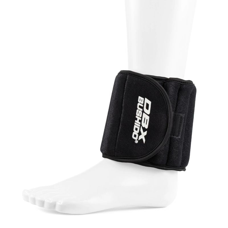 DBX Bushido állítható boka- és csuklósúly, 2 × 2,5 kg. Pánttal rögzíthető, puha borítású súlykészlet. 8. gyári termékfotó.