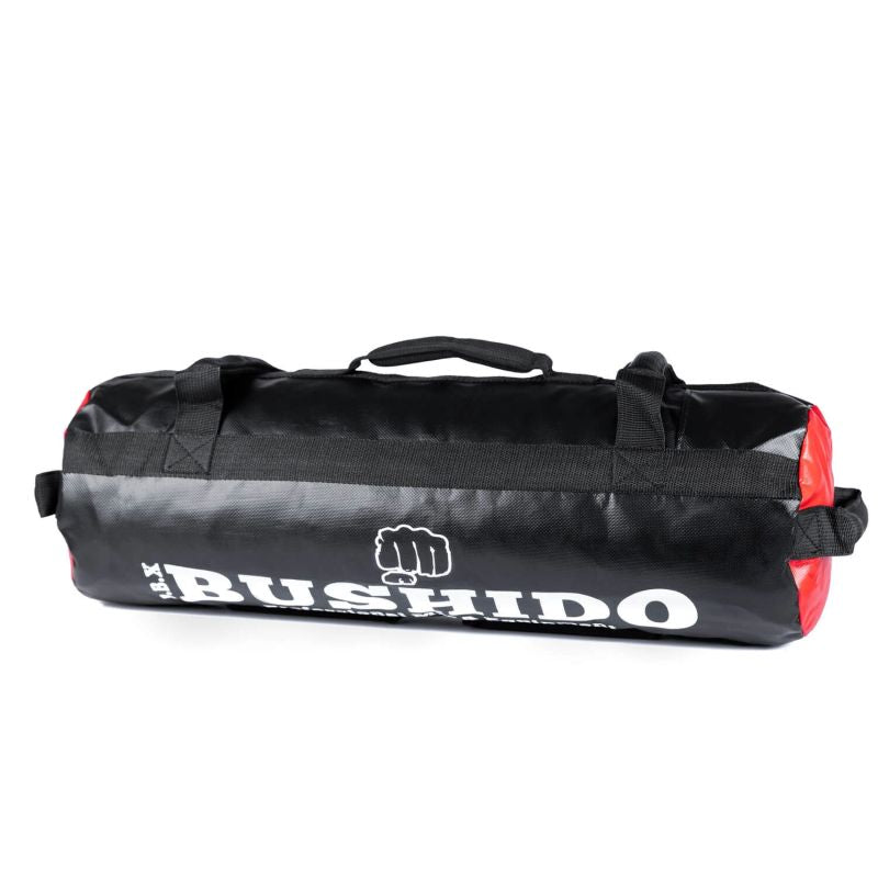 DBX Bushido állítható sandbag edzőzsák, 35 kg-ig. Fogantyúkkal kialakított edzőzsák emelő és cipelő gyakorlatokhoz. 8. gyári termékfotó.