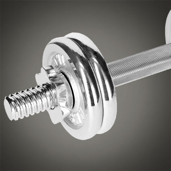 Kézi súlyzó csavaros rögzítésének részlete krómozott kivitelben