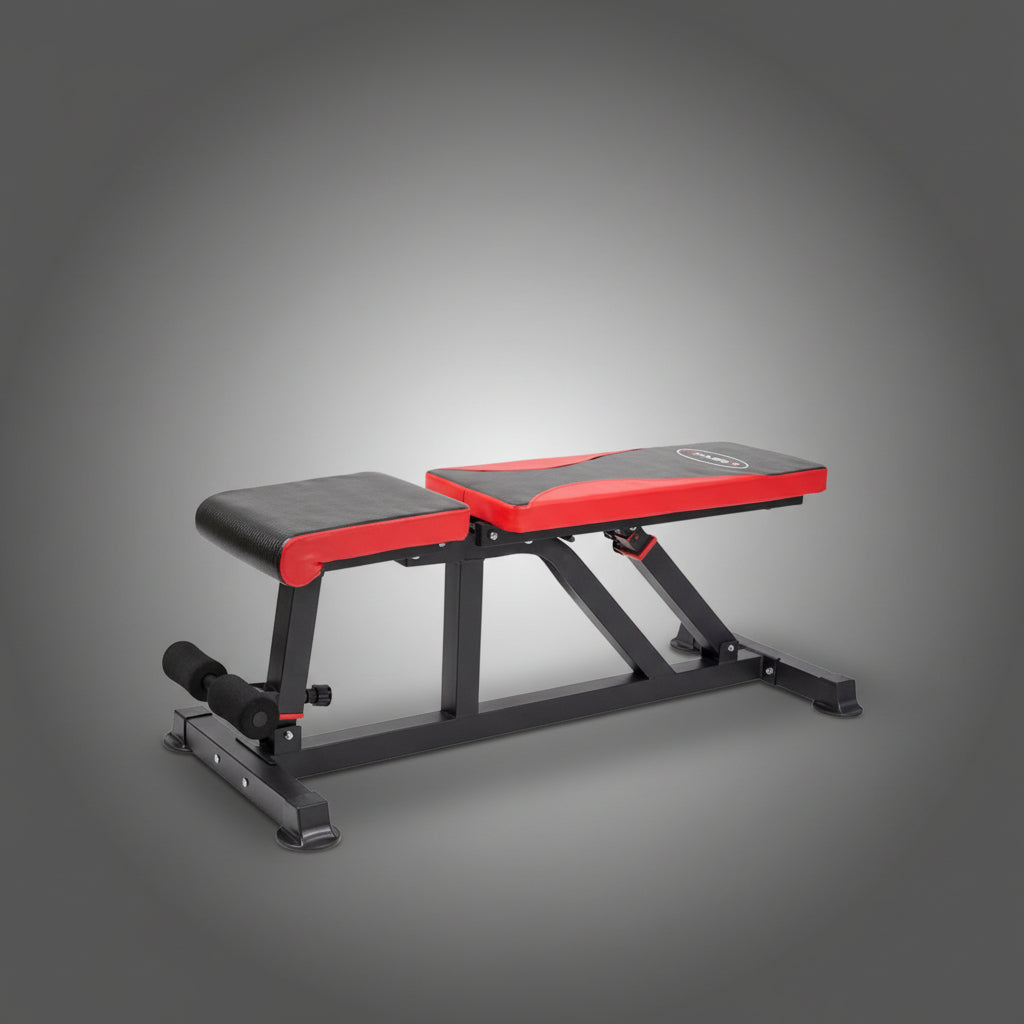 Alt text: HMS L8015 multifunkciós edzőpad lapos pad pozícióban