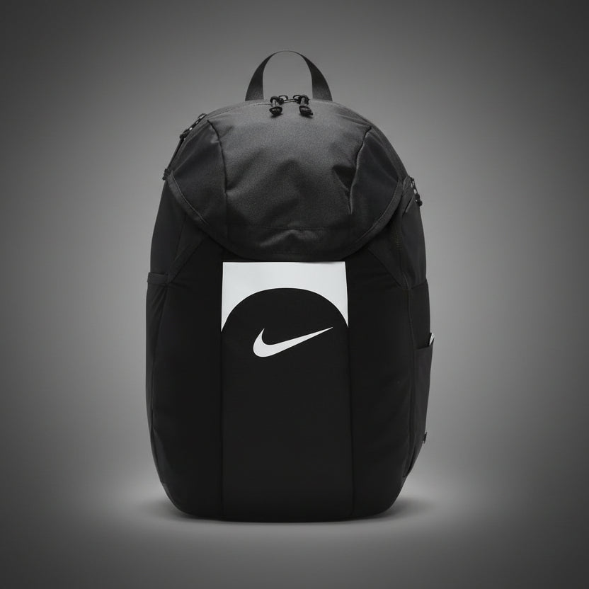 Nike fekete sport hátizsák elölnézete edzéshez és mindennapi használatra