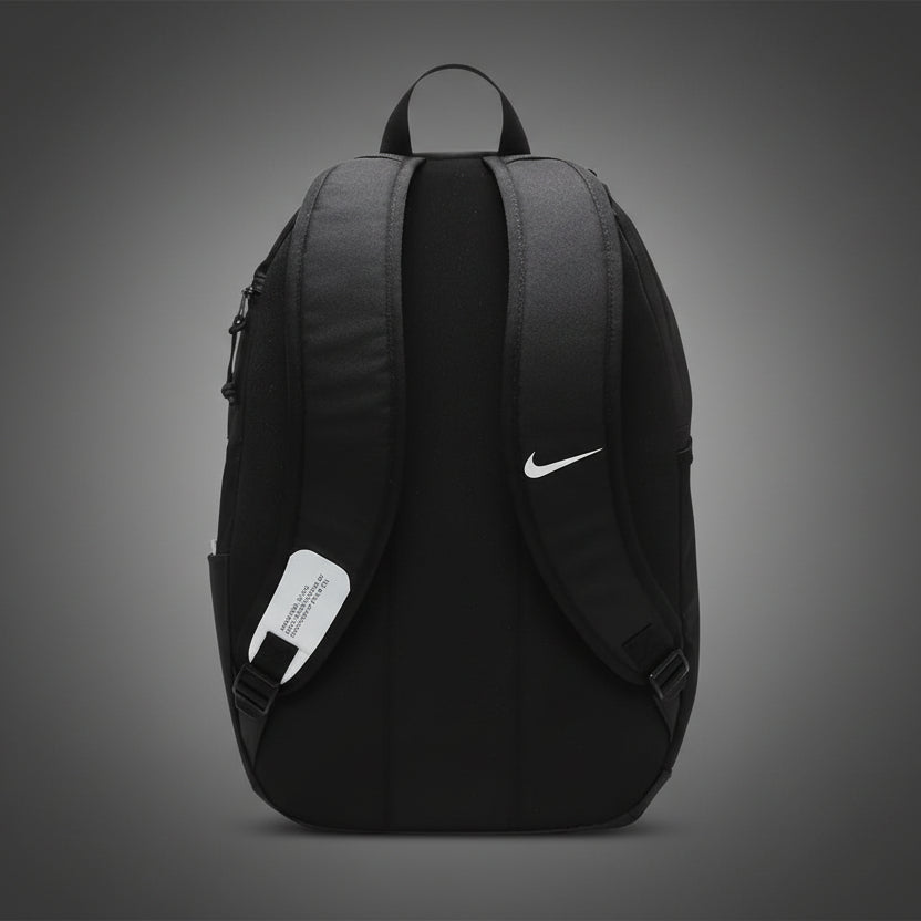 Nike hátizsák párnázott vállpántjai és hátrésze a kényelmes viseletért