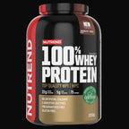2250 grammos Nutrend 100% Whey Protein fehérje por sportolóknak - intenzív csokis és kakaós íz.