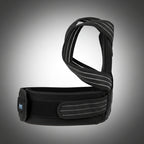 Állítható tartásjavító heveder oldalnézetben, tépőzáras rögzítéssel és ergonomikus kialakítással.