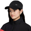 Nike Club , FZ5698 010 baseballsapka, fekete, gyári termékkép.