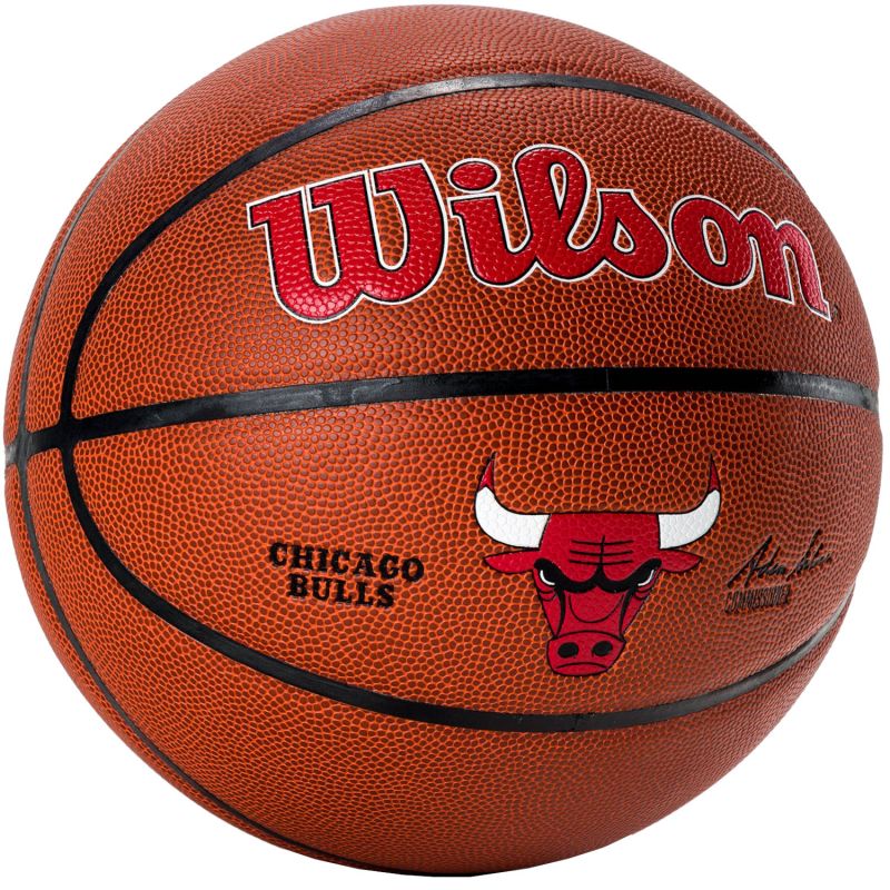 Wilson Team Alliance Chicago Bulls WTB3100XBCHI kosárlabda – termékfotó 2